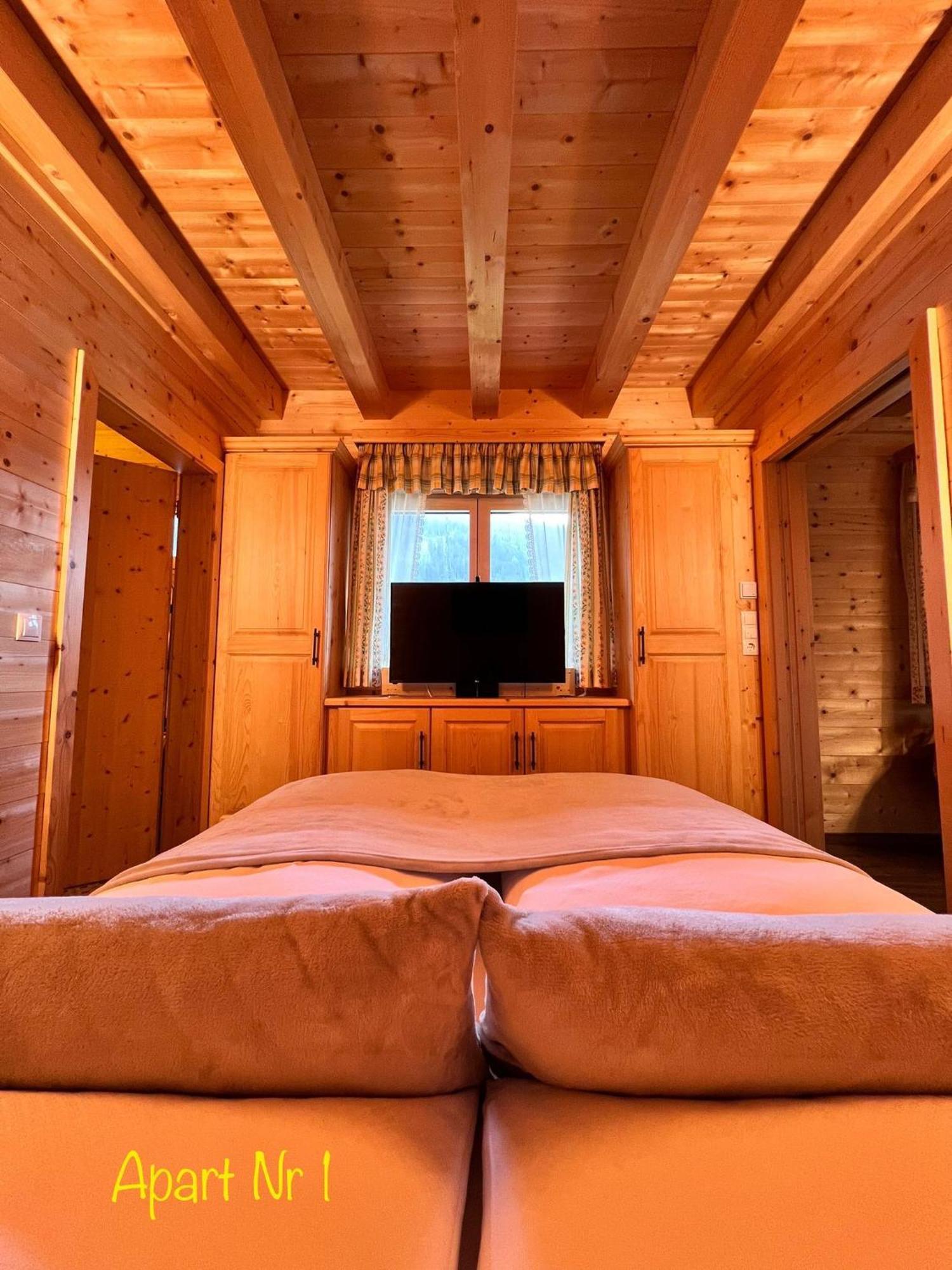 Alpenburg Bergparadies Apartments Wald am Arlberg Dış mekan fotoğraf