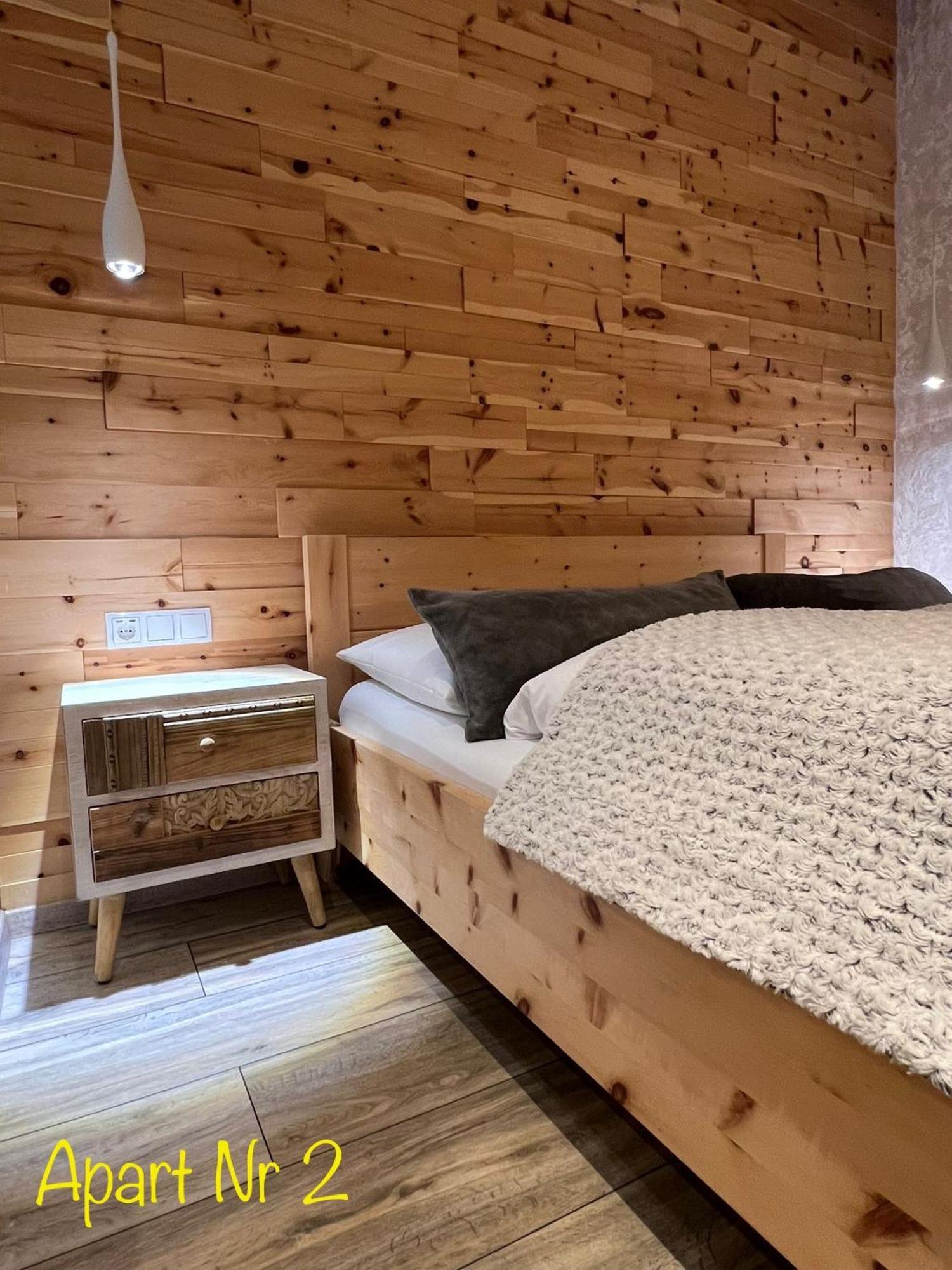 Alpenburg Bergparadies Apartments Wald am Arlberg Dış mekan fotoğraf